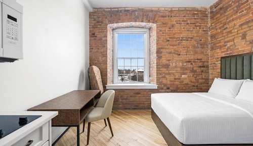 Studio Suite, 1 Queen Bed, Kitchenette