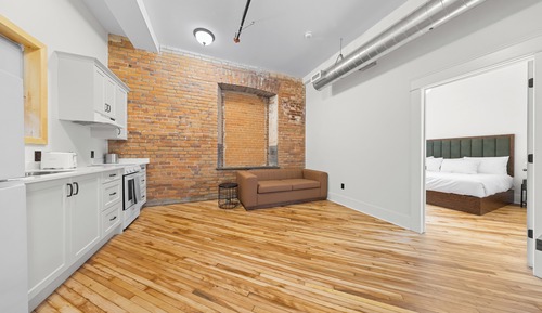 Studio, 1 King Bed, Kitchen