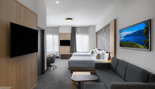 Executive Suite, Multiple Beds, Non Smoking (Sofabed, Family)