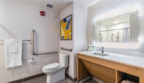 Room, 1 King Bed, Mobility Accessible, Non Smoking