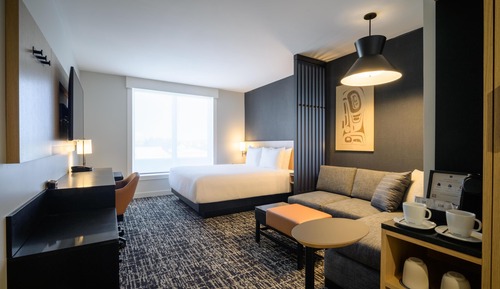 Room, 1 King Bed with Sofa bed (High Floor)
