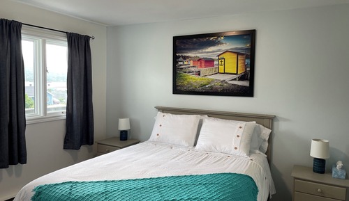 Room, 1 Queen Bed, Partial Ocean View