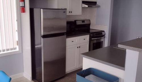 Two Bedroom Poolside - Sleeps 4