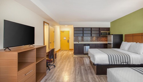 Standard Room, 2 Queen Beds, Non Smoking, Kitchen