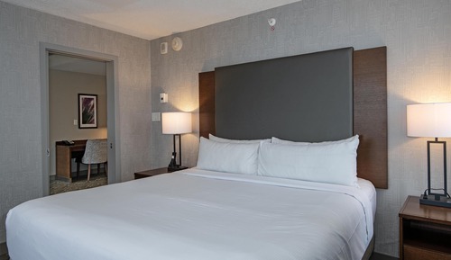 Room, 2 Bedrooms