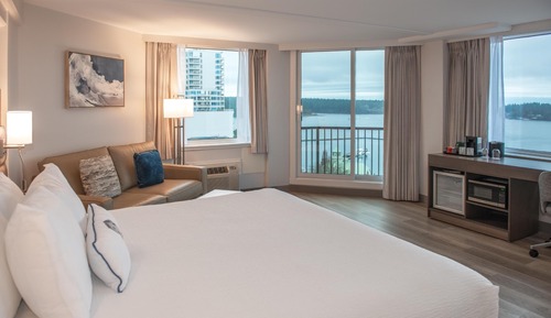 Room, 1 King Bed, Harbor View (Coast Premium King with Ocean View)