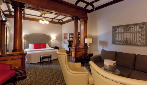 Suite, 1 King Bed, Non Smoking (Separate Living Room;with Sofabed)