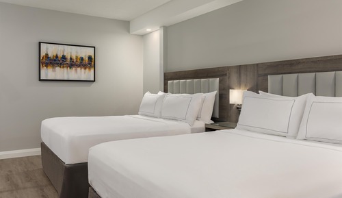 2 Queen Beds Suite with Living Room