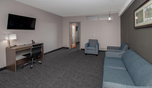 Premium Suite, 1 King Bed (Coast Premium King Suite)