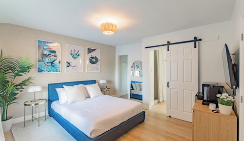 Comfort Single Room, Private Pool, Lake View