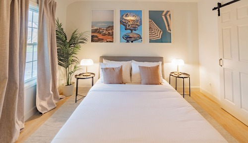 Comfort Single Room, Private Pool, Lake View