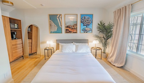 Comfort Single Room, Private Pool, Lake View