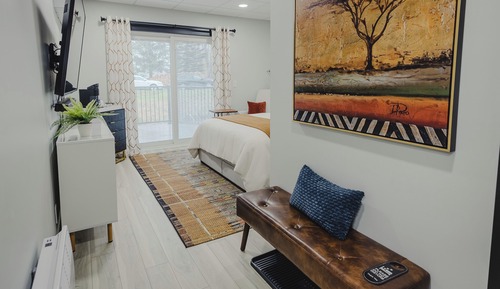 Deluxe Suite