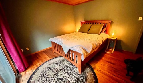 Comfort Cabin, Private Bathroom, Mountain View (Forest Cabin)
