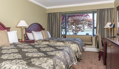 Double Room, 2 Queen Beds, Sea View
