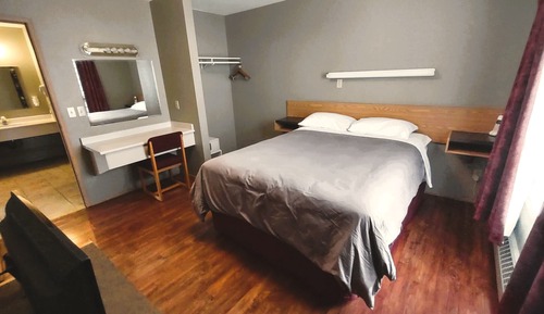 Executive Suite, 1 Bedroom, Non Smoking, Kitchen