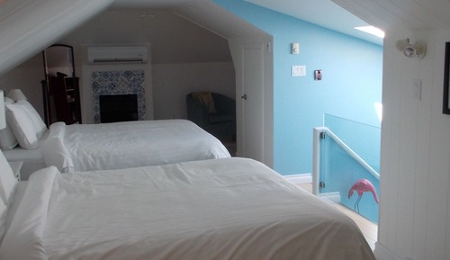 Suite, 2 Queen Beds, Ensuite (Loft)