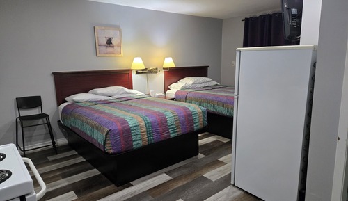 Studio, 2 Queen Beds, Kitchen
