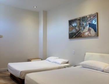 Deluxe King Suite (2 Adults)