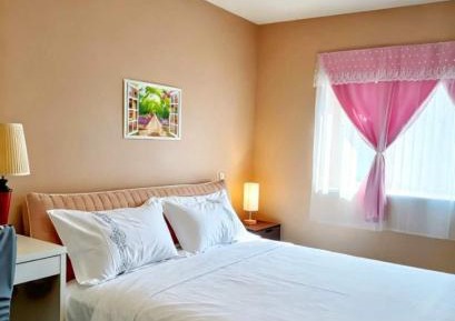 Double Room with Shared Bathroom