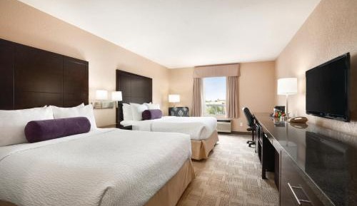 Standard Room with Two Queen Beds