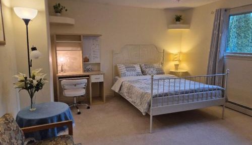 Queen Room with Garden View