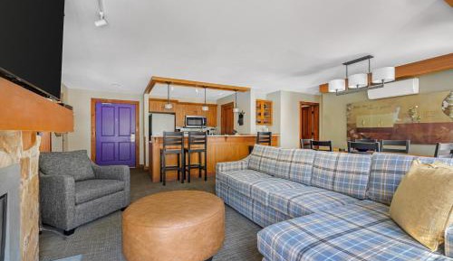 Two-Bedroom One King and Two Twins Premier Suite