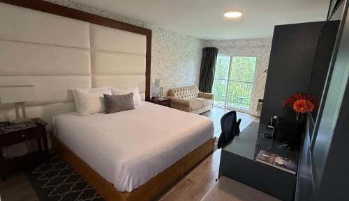 King Room