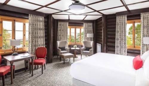 Signature Luxury King Room