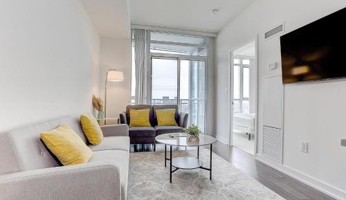 Apartment with Lake View