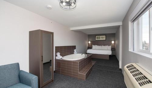 Coast Presidential Suite