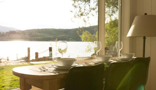 Suite with Lake View