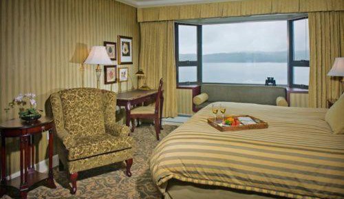 Deluxe Suite with Sea View