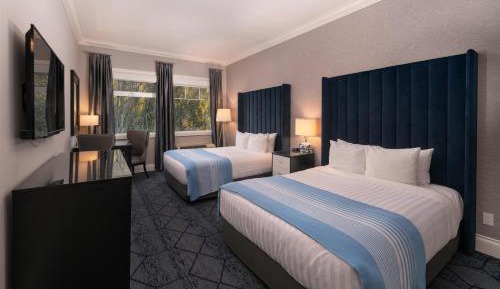 Queen Room with Two Queen Beds - 5th Floor/Non-Smoking