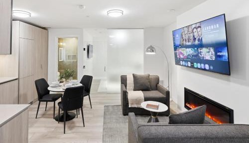 Downtown Boutique 1BR Lower Suite With Free Parking