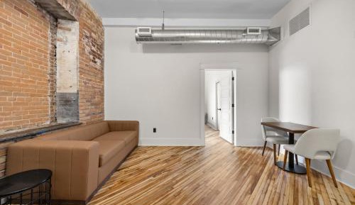 One-Bedroom Suite