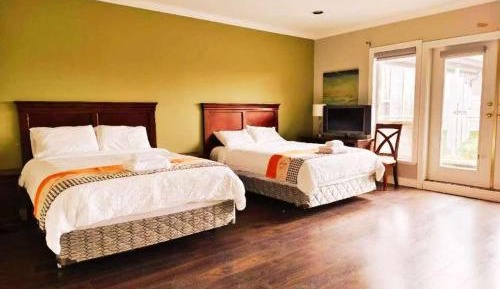 Deluxe Queen Room with Two Queen Beds