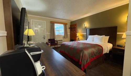 Queen Room