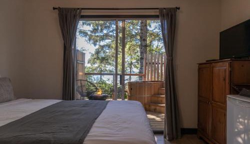 Queen Room with Ocean View