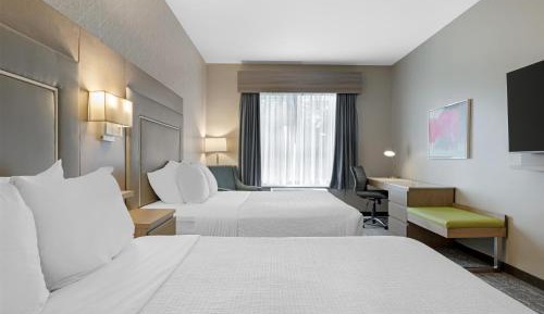 Queen Room with Two Queen Beds - Non-Smoking