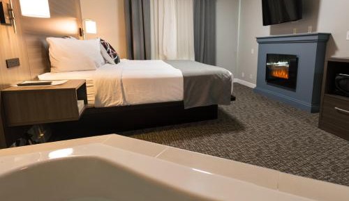 King Room with Spa Bath