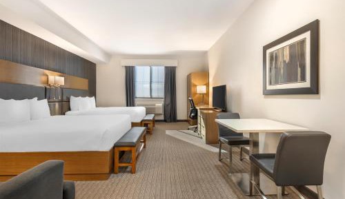 Queen Room with Two Queen Beds and Kitchenette, Non Pet-Friendly