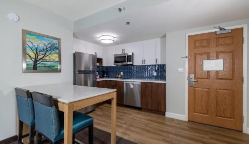 One-Bedroom Suite