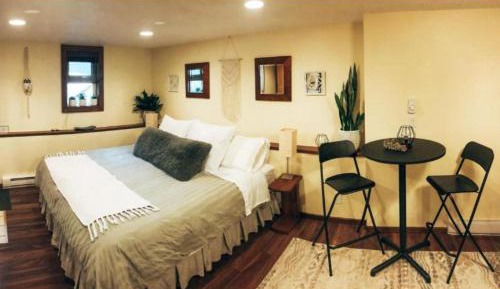 Studio Apartment