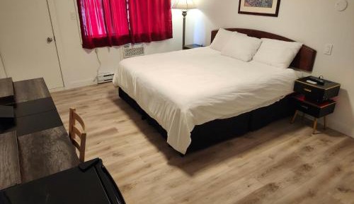 Queen Room
