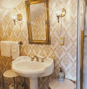 King or Twin Room