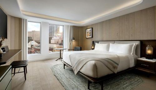 Standard King Room