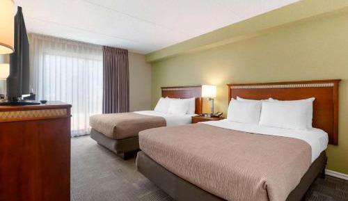 Standard Queen Room with Two Queen Beds - Non-Smoking