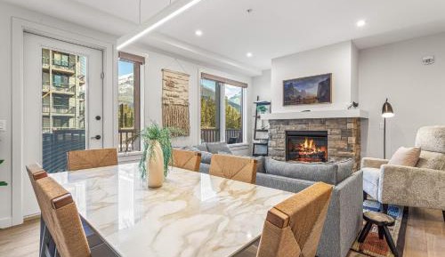 109 - 2 Bedroom Premier Condo