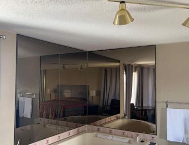 King Room with Spa Bath